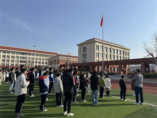 國(guó)旗下講話.jpg